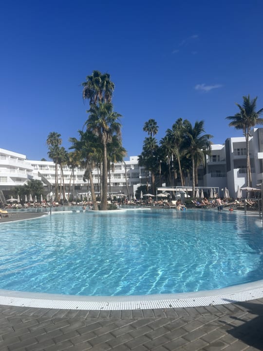 Pool Hotel Riu Paraiso Lanzarote