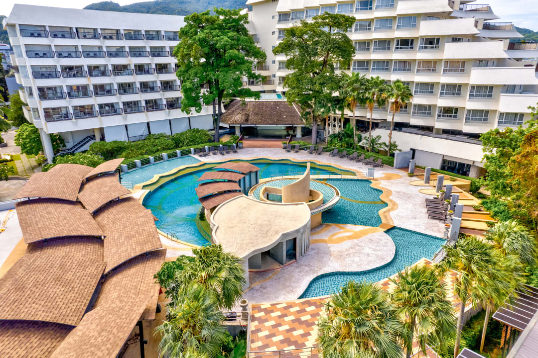 Pool Andaman Embrace Patong