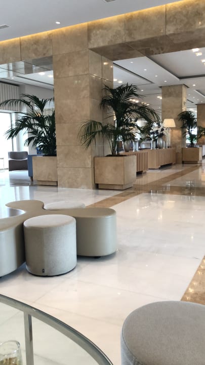 Lobby Ikos Olivia
