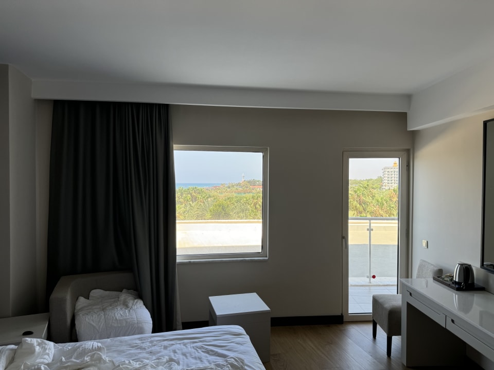 Zimmer Seaden Sea World Resort & Spa