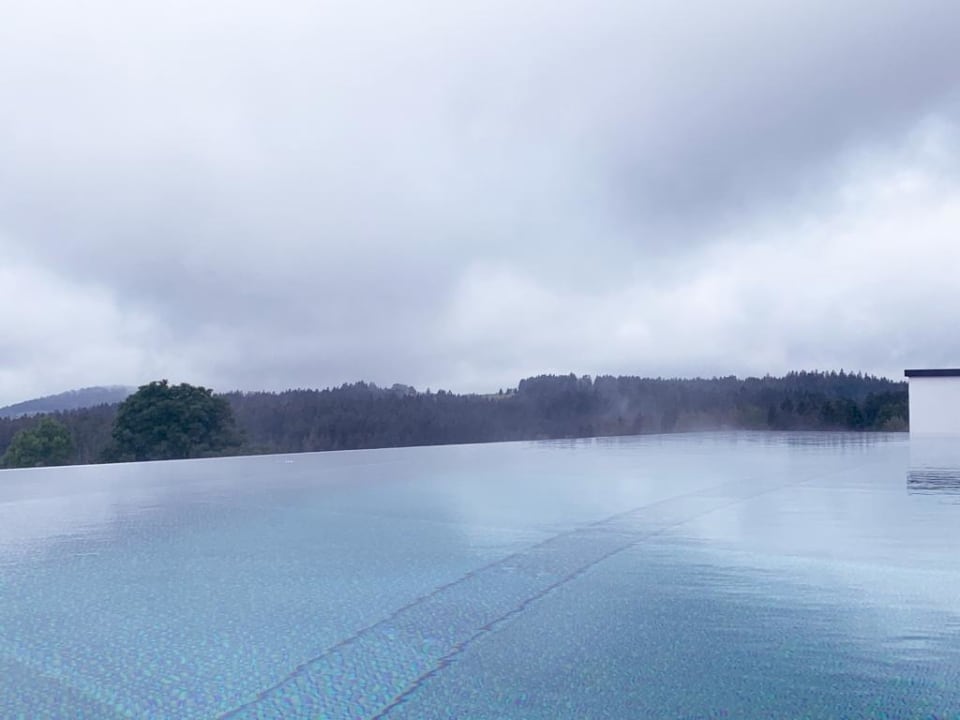 Pool 1. Bier & Wohlfühlhotel Gut Riedelsbach
