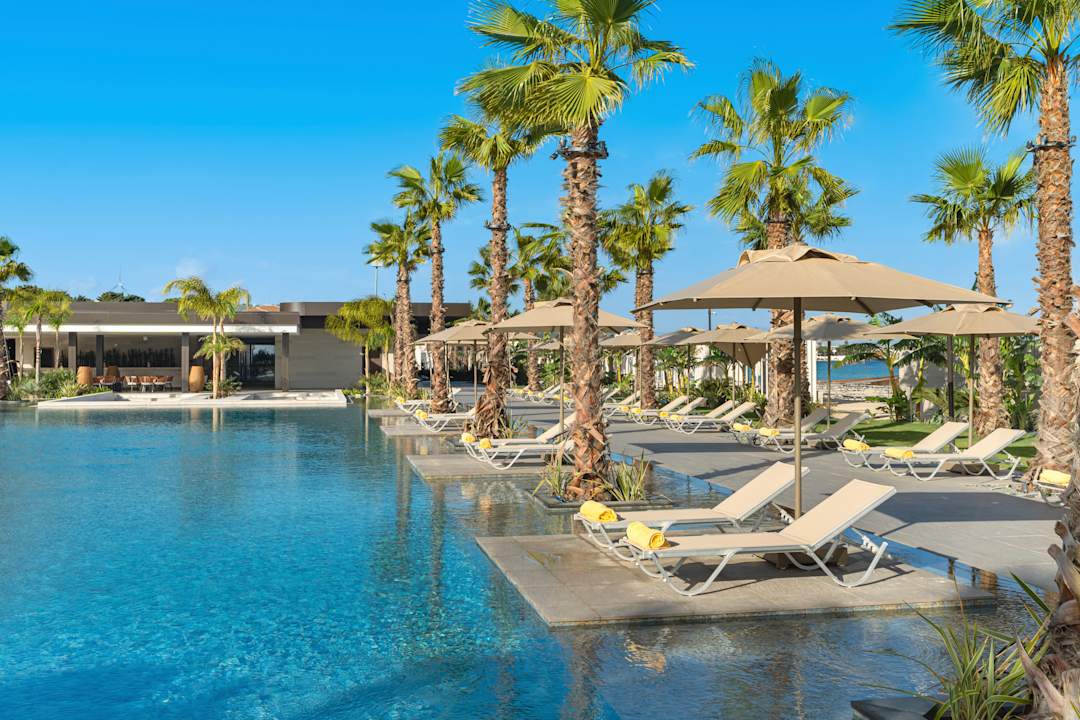 Pool Swissotel Resort And Spa Cesme	