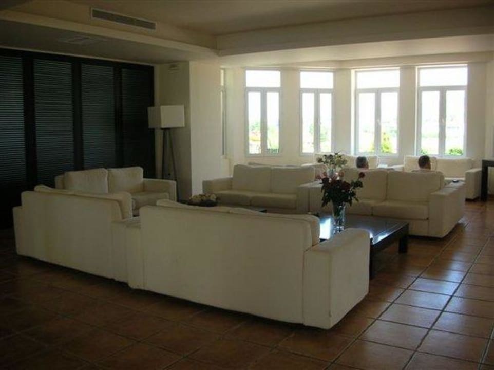 TV-Ecke Hotel Bitzaro Grande