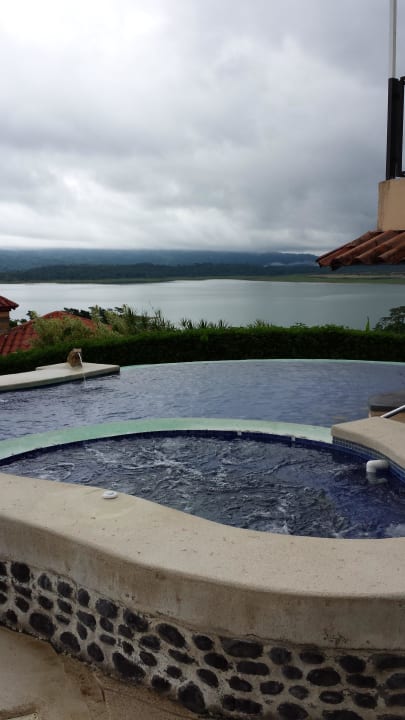 Pool & renovierungsbedürftiger Whirlpool Hotel Linda Vista del Norte