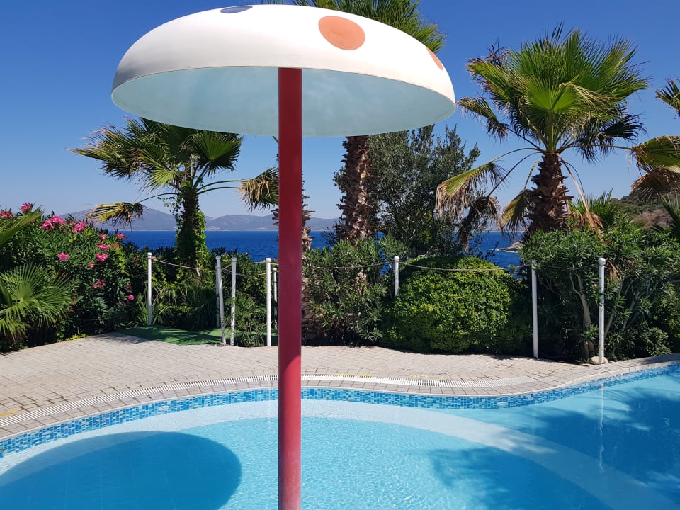 Pool Hotel Pine Bay Holiday Resort