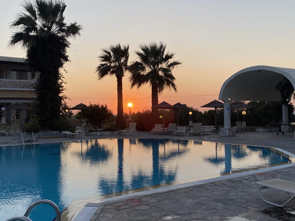 Pool Hotel Kouros Palace