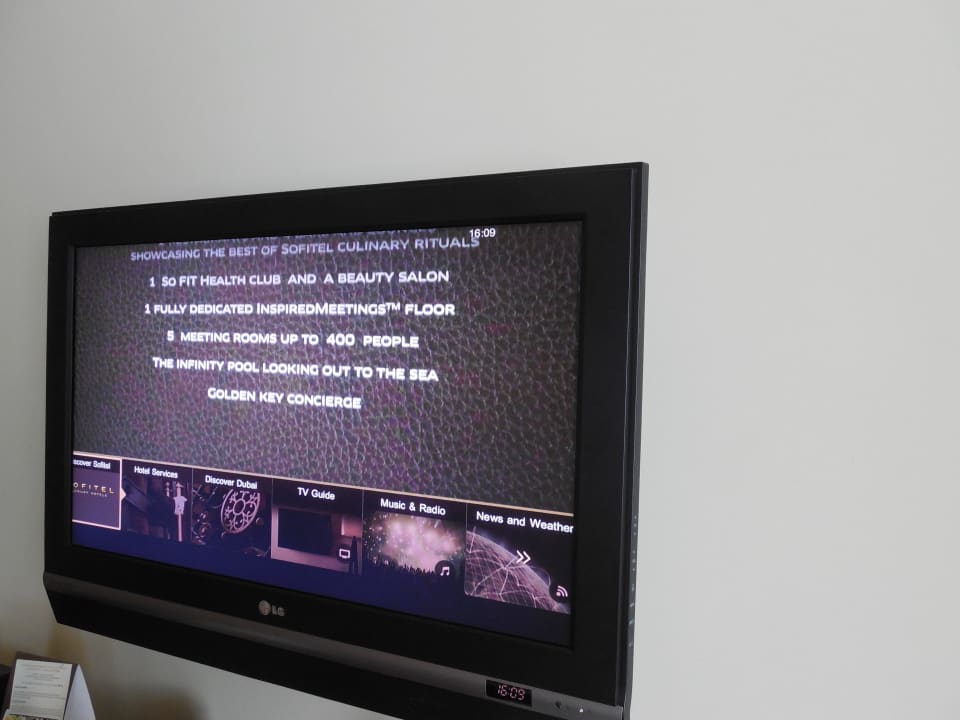 Flatsreen Sofitel Dubai Jumeirah Beach