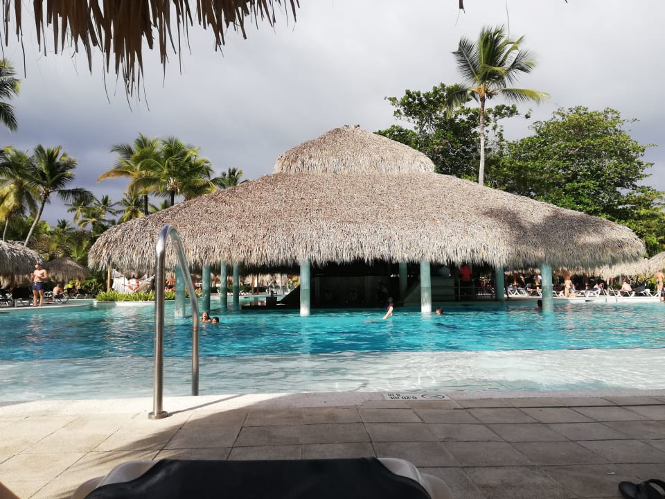 Pool Grand Palladium Select Bávaro Resort & Spa