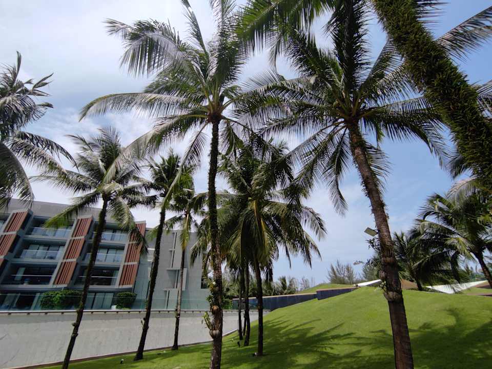 Gartenanlage La Vela Khao Lak