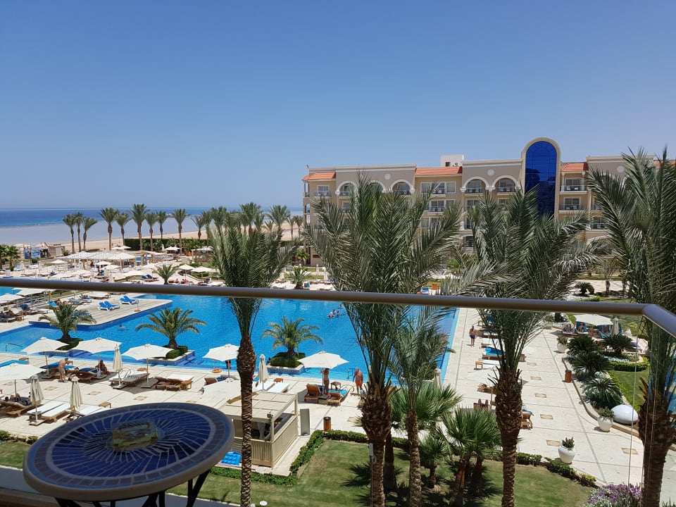 Pool Premier Le Reve Hotel & Spa