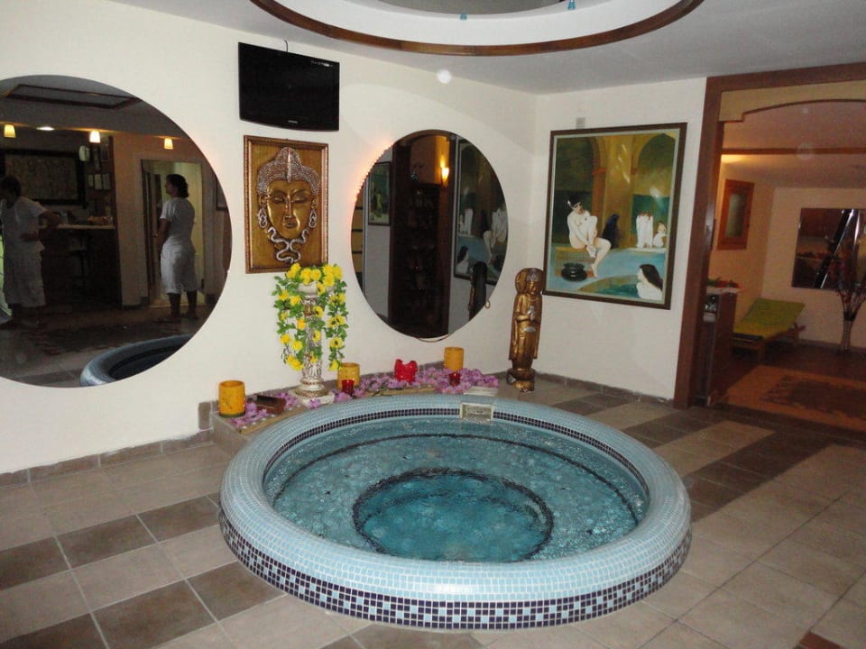 Spa center Can Garden Beach