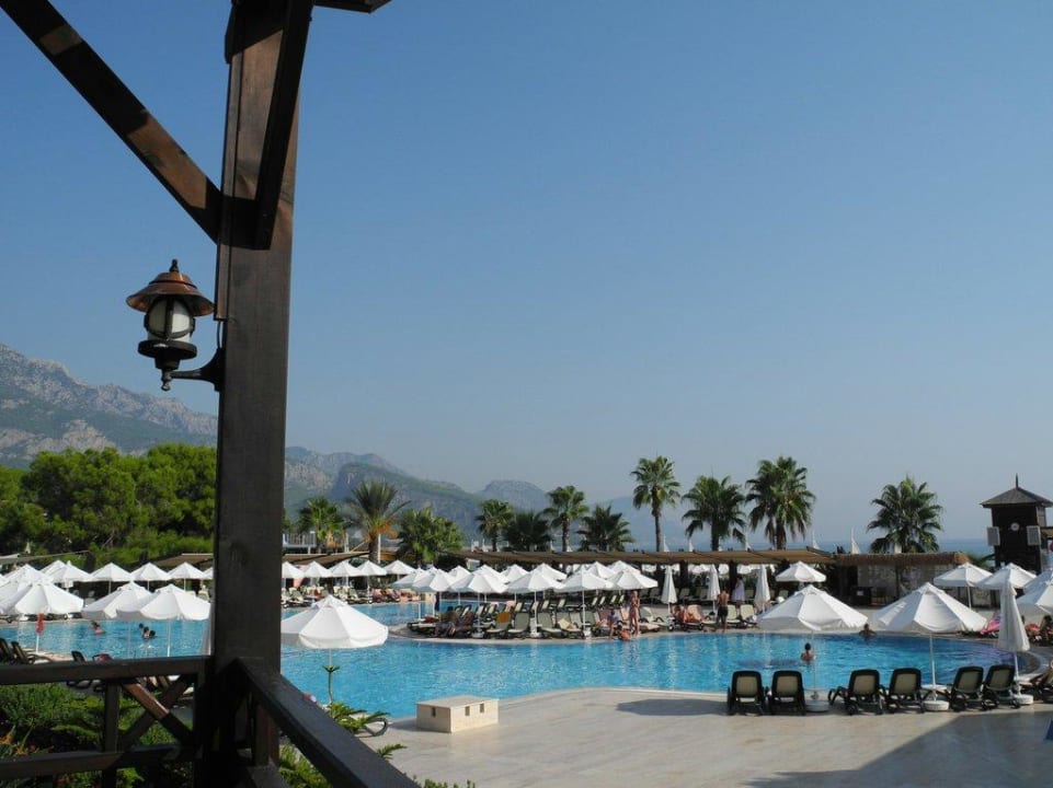 Ausblick vom Hauptrestaurant Crystal Flora Pearl Collection