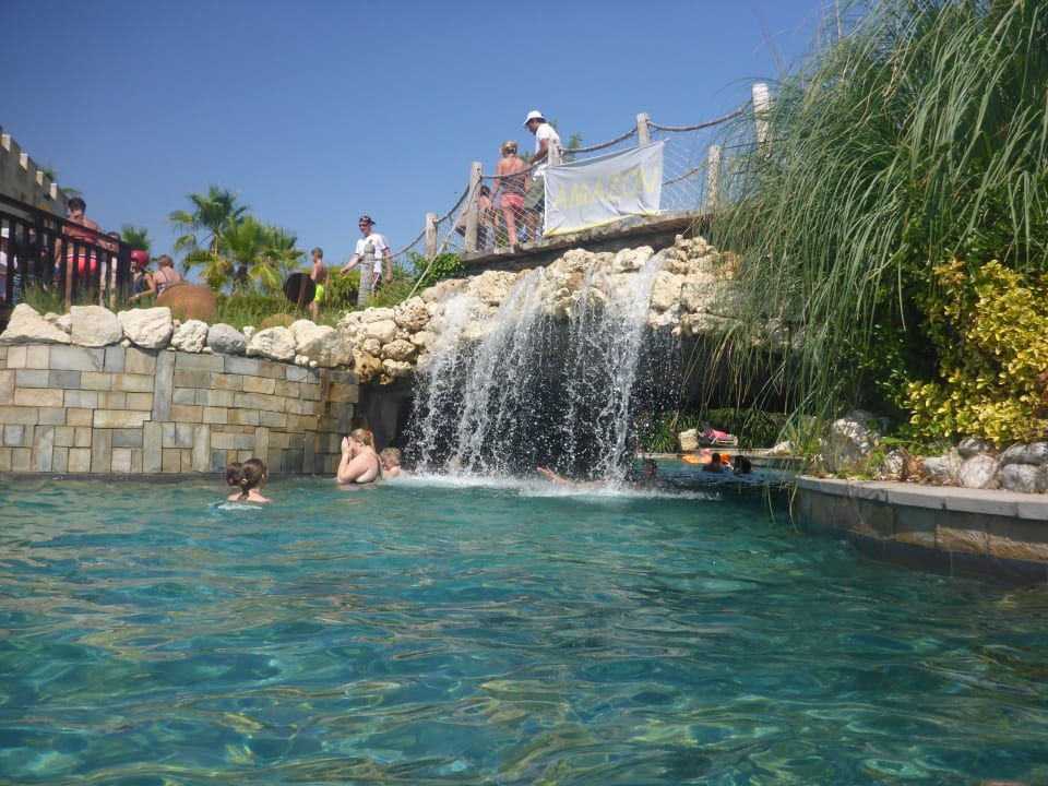 Lazy River Club Grand Side