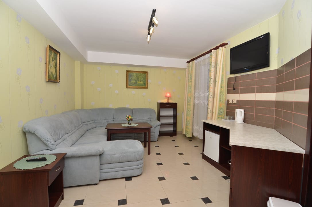 Vierbetziemmer mit Balkon Hotel Villa Finezja