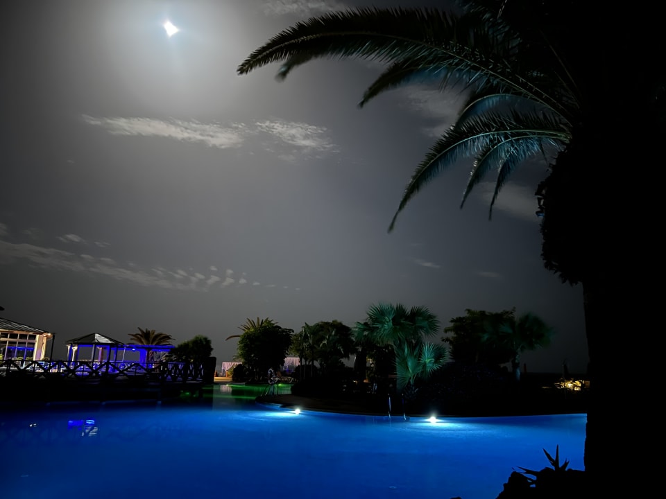 Pool R2 Pajara Beach