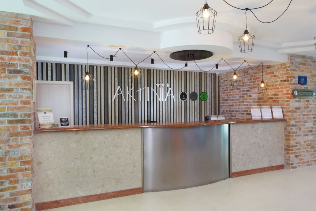 Lobby Hotel Aktinia