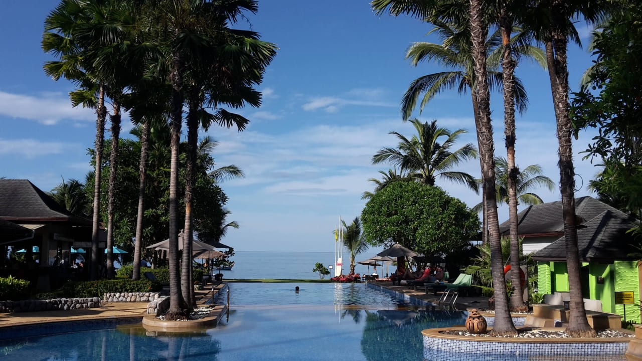 Hauptpool La Flora Khao Lak