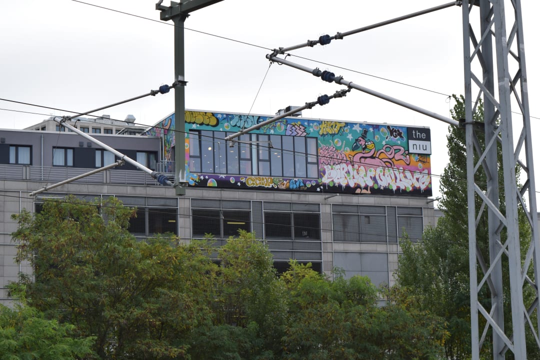 Außenansicht Holiday Inn - the niu, Hide Berlin Friedrichshain