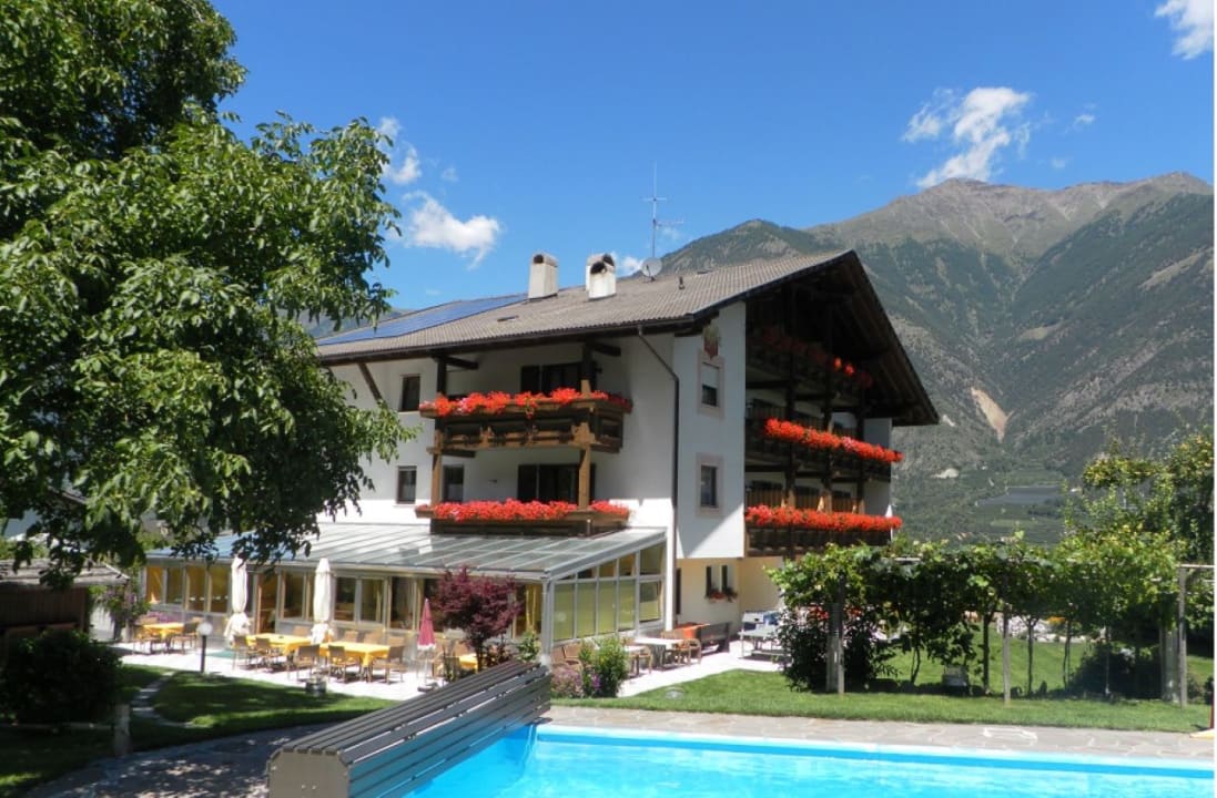 Außenansicht Hotel Montani