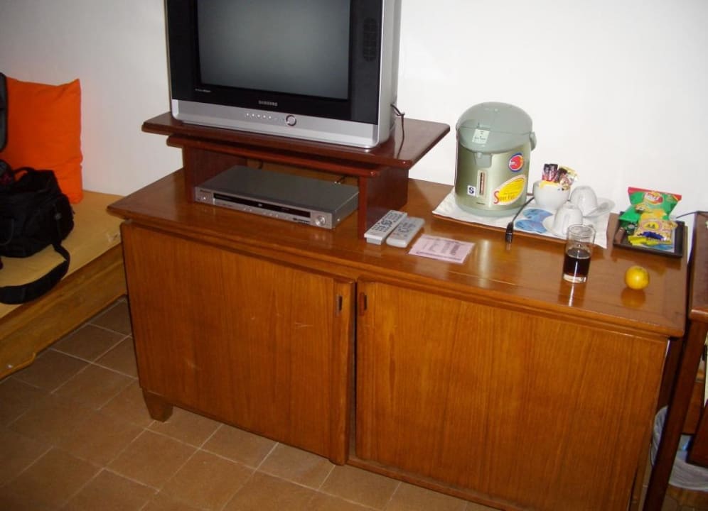 Minibar (geht nicht zu) Hotel The White House