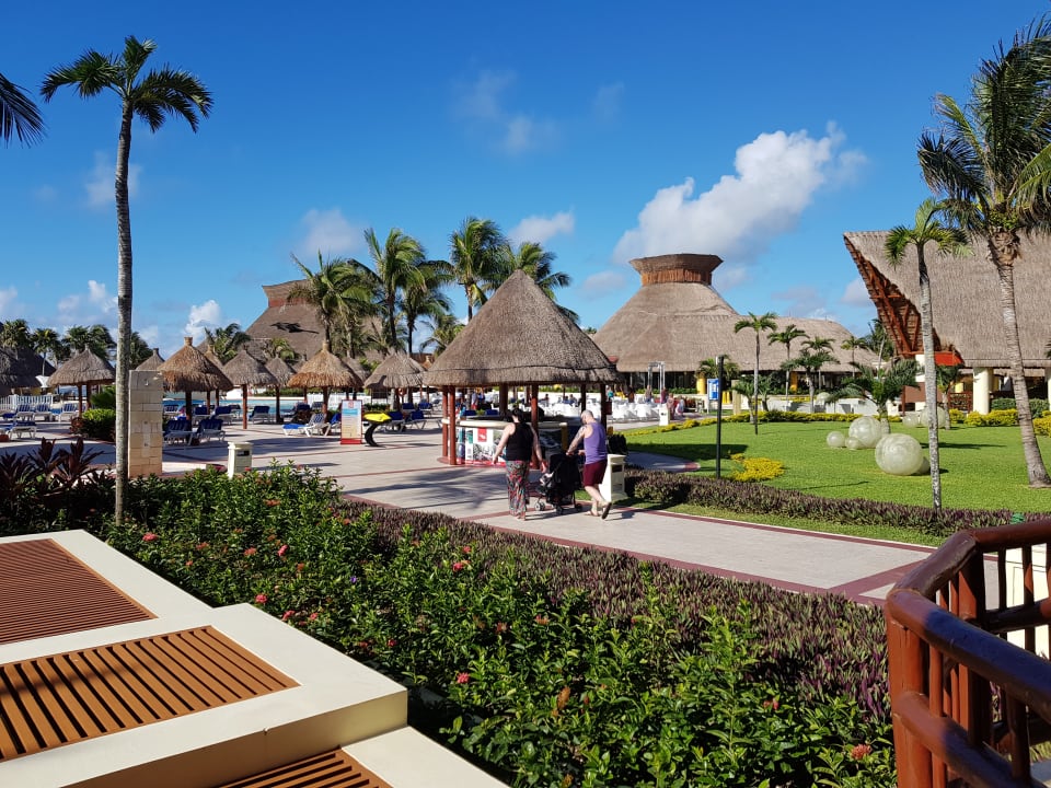 Außenansicht Bahia Principe Grand Tulum