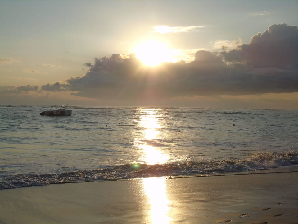 Sonnenaufgang  Hotel Riu Palace Macao - Adults only