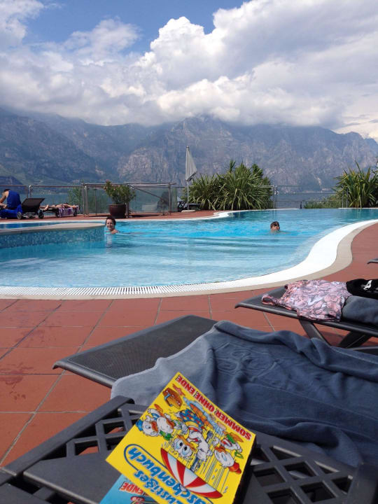 Herrlicher Pool Ambienthotel PrimaLuna