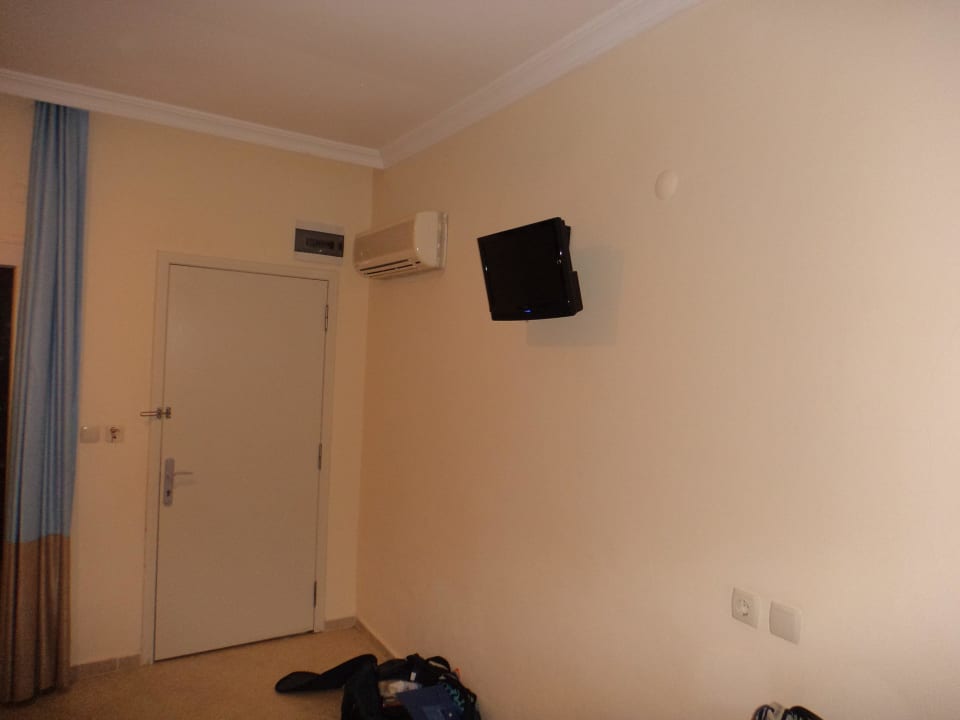 Eingangstür Club Resort Atlantis