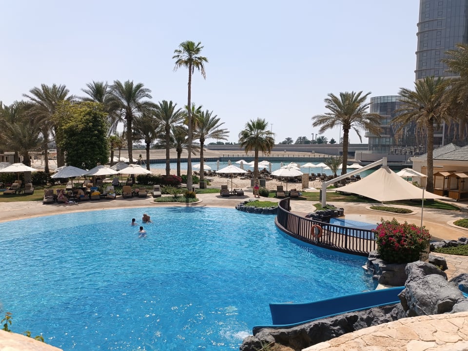 Pool Sheraton Hotel & Resort Abu Dhabi