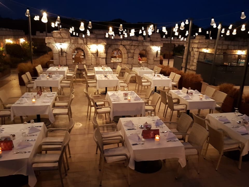 Gastro Xanadu Resort Hotel