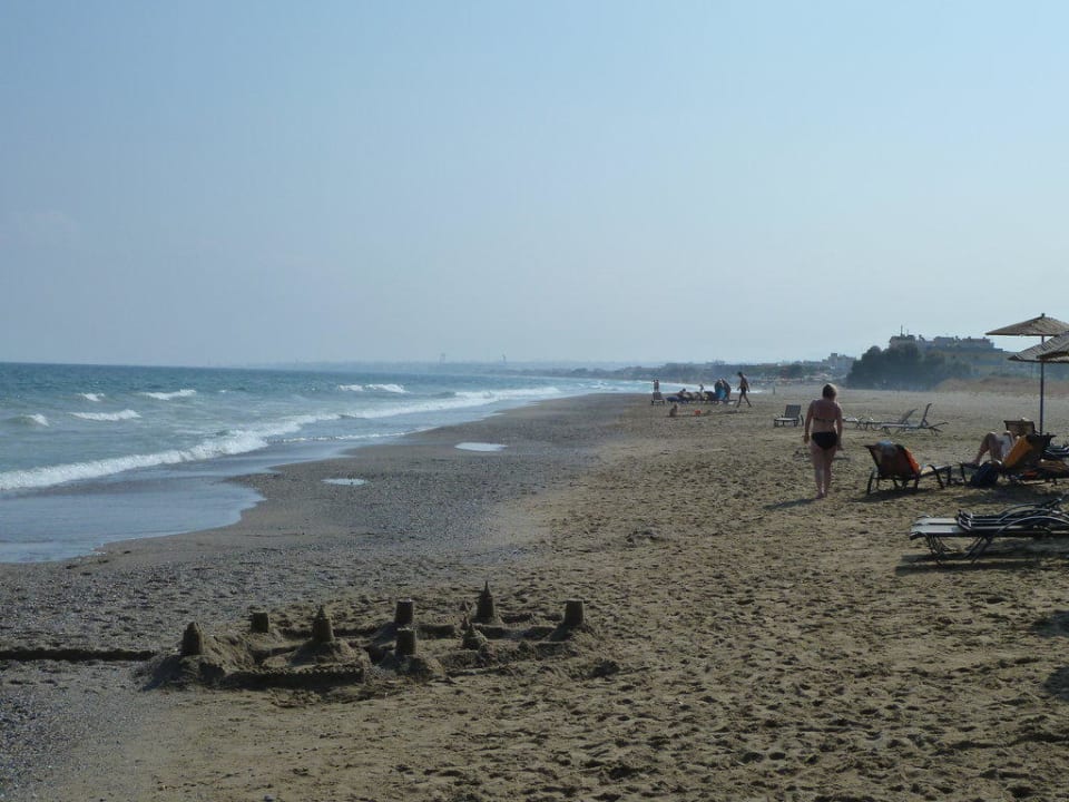 Sandstrand Apollonia Beach Resort & Spa