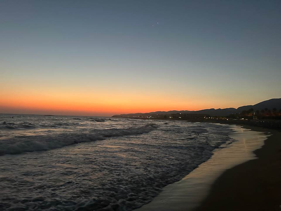 Strand High Beach Resort