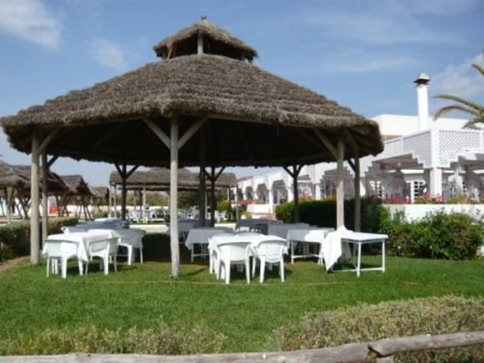 Strandrestaurant The Orangers Beach Resort and Bungalows