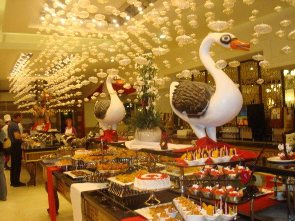 Buffet Diamond Excellence Resort & Spa