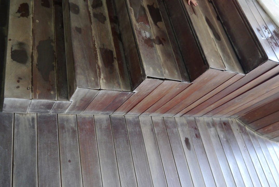 Spa Bereich - altes Holz überall im Innenbereich Atlantica Mikri Poli Crete