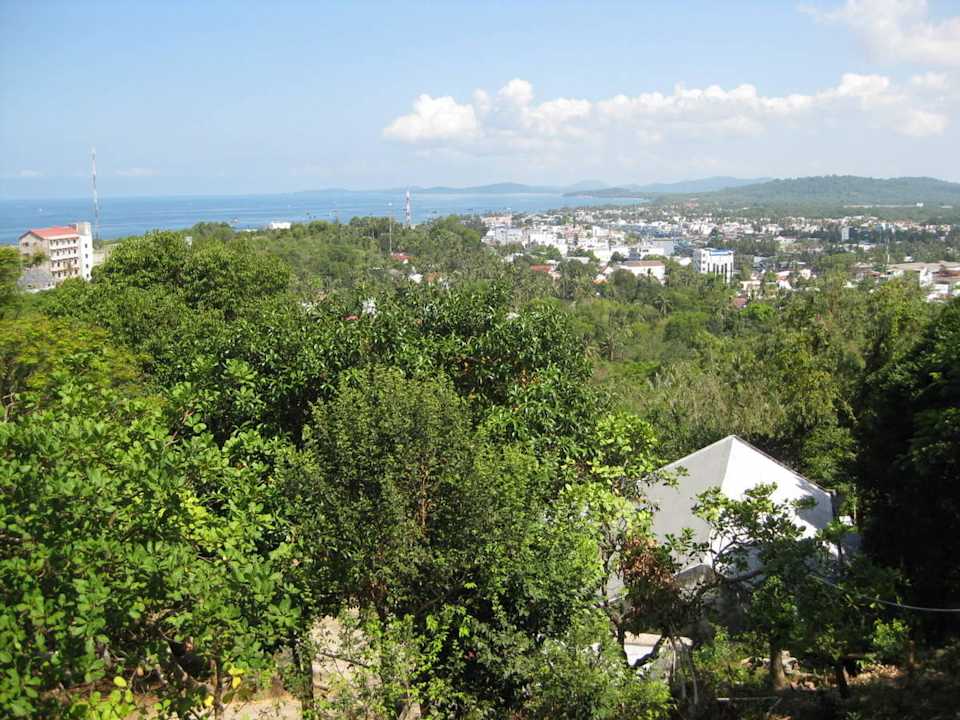 Ausblick von der Dachterrasse Mountain Hill Appartement Phu Quoc