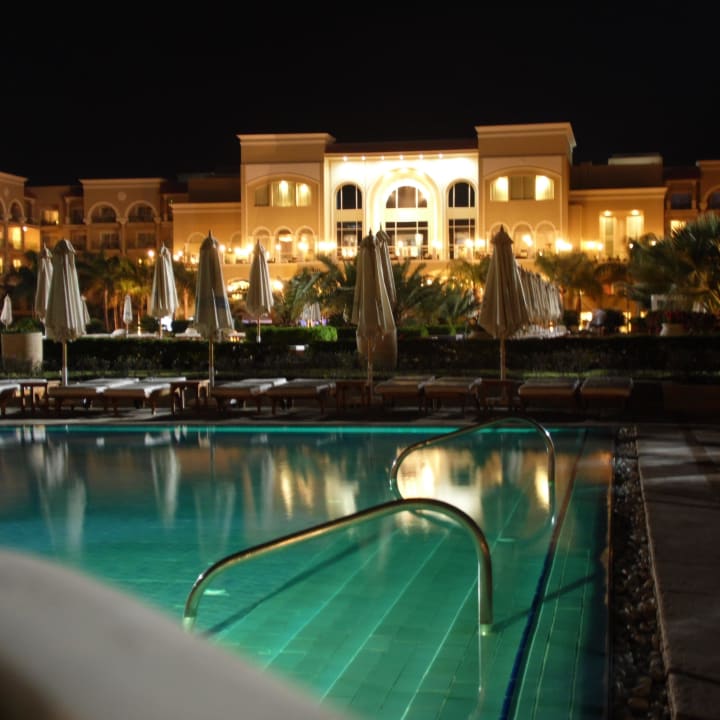 Bei Nacht Premier Le Reve Hotel & Spa