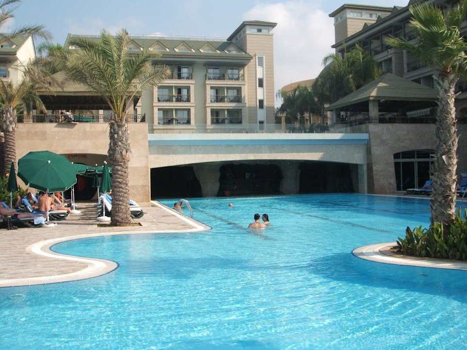 Pool Dobedan Beach Resort Comfort