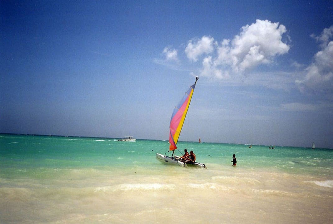 Strand, Segel-Katamaran Grand Palladium Select Bávaro Resort & Spa