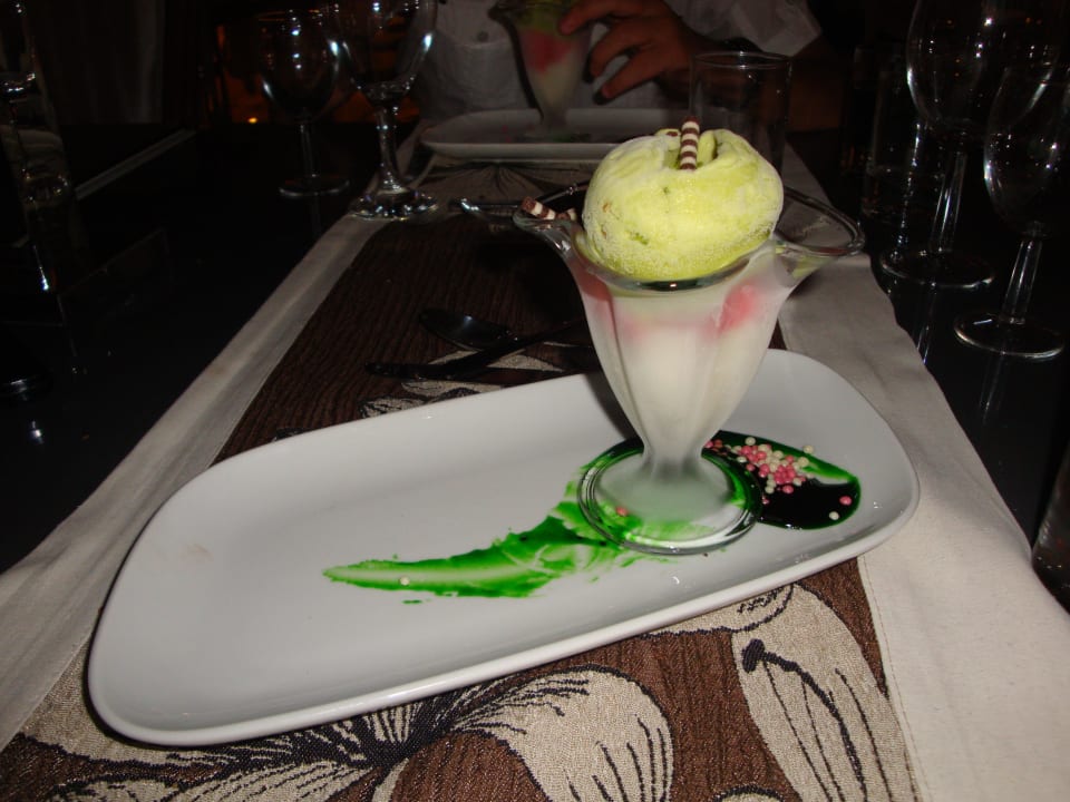 Eiskreation Hotel Delphin Imperial