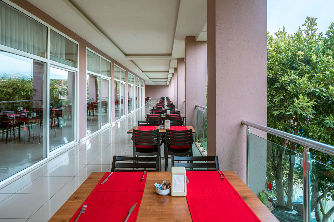 Gastro Telatiye Resort