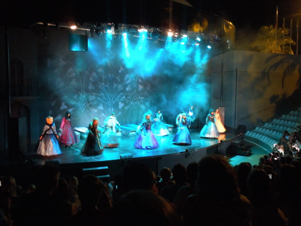 Tanz der Vampire Club Grand Aqua