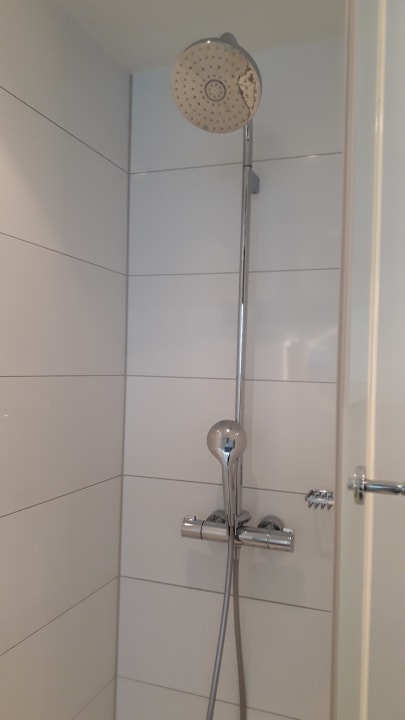 Zimmer INNSiDE by Meliá Düsseldorf Hafen