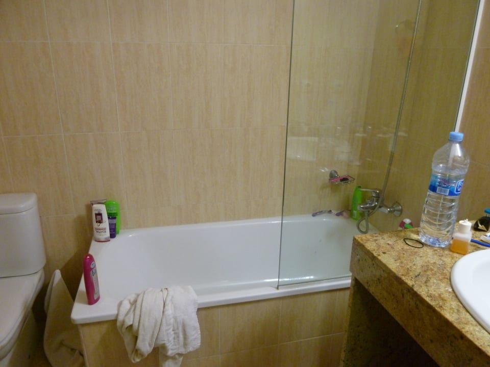 Dusche Hotel Caribe Youth Only