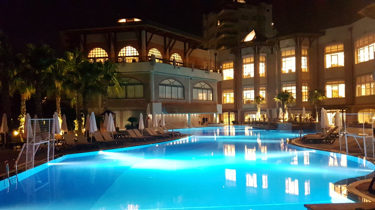 Pool Papillon Zeugma Relaxury