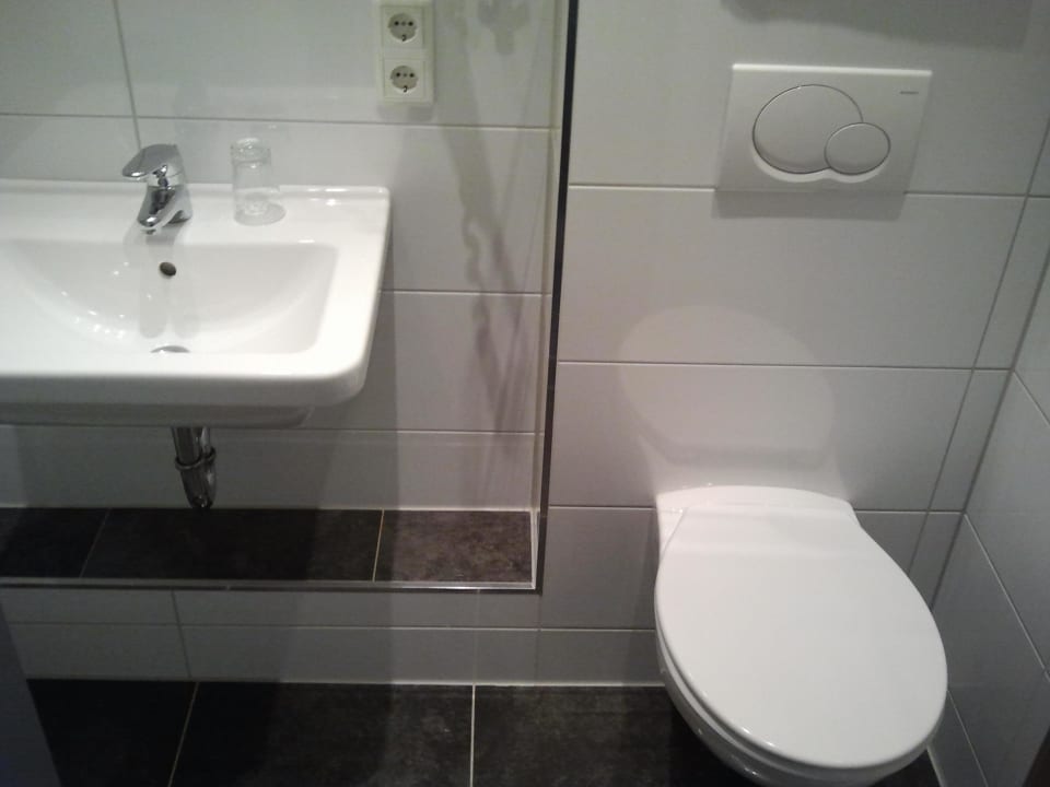 Bad-WC Hotel Waldecker Hof