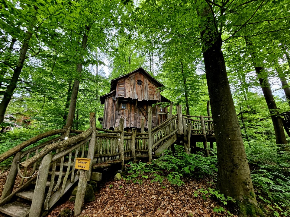 Außenansicht Natur-Resort Tripsdrill