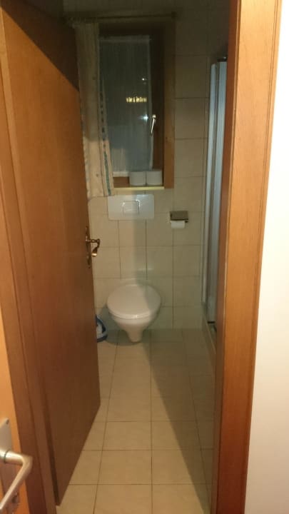 Bad von Tür Gasthof Pension Lanzenhof