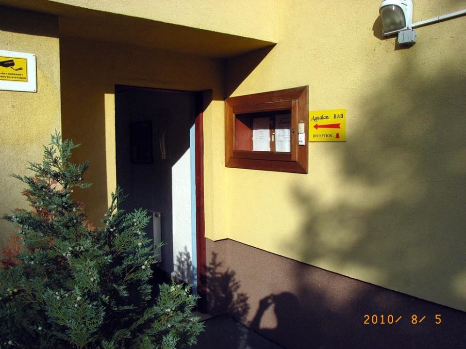 Pensionseingang Apartments Pension Aqualand