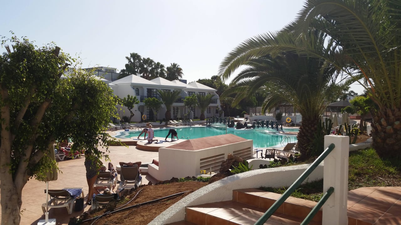 Untere Poolanlage H10 Ocean Suites